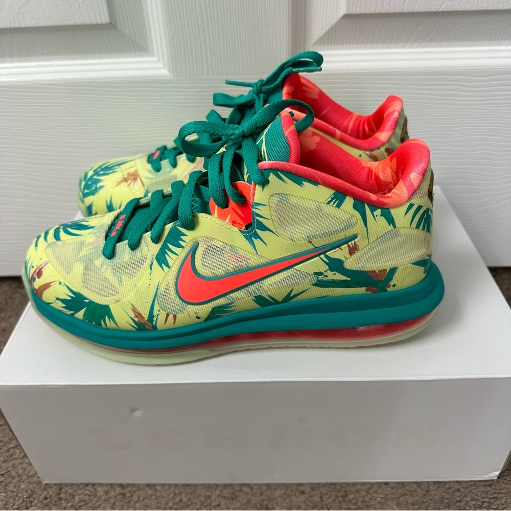 Special edition New w/box Nike Lebron IX Low Shoes,Men’s 7.5- Women’s size 8.5/9 - Picture 6 of 15